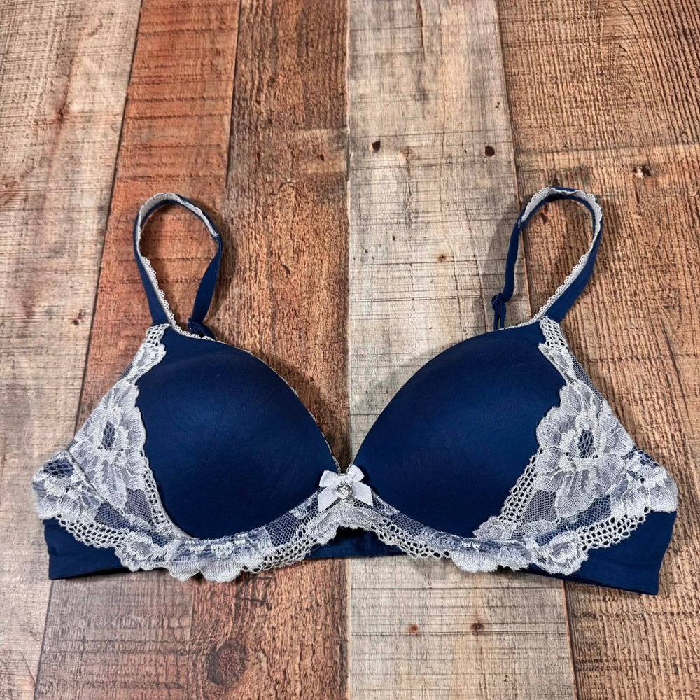 Victoria's Secret Body by Victoria Wireless Lace Bra Teal Blue 34B Feminine